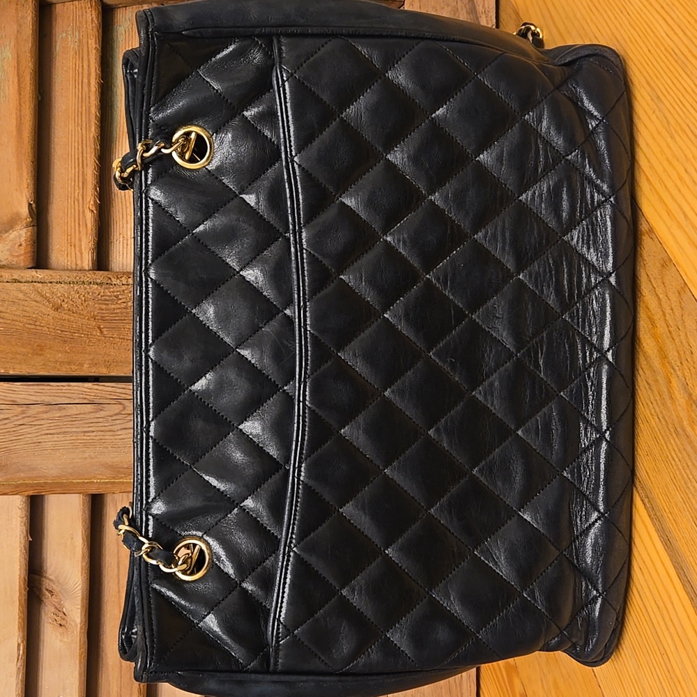 CHANEL Vintage Black Leather Quilted Shoulder Bag With Wallet - Picture 5 of 17